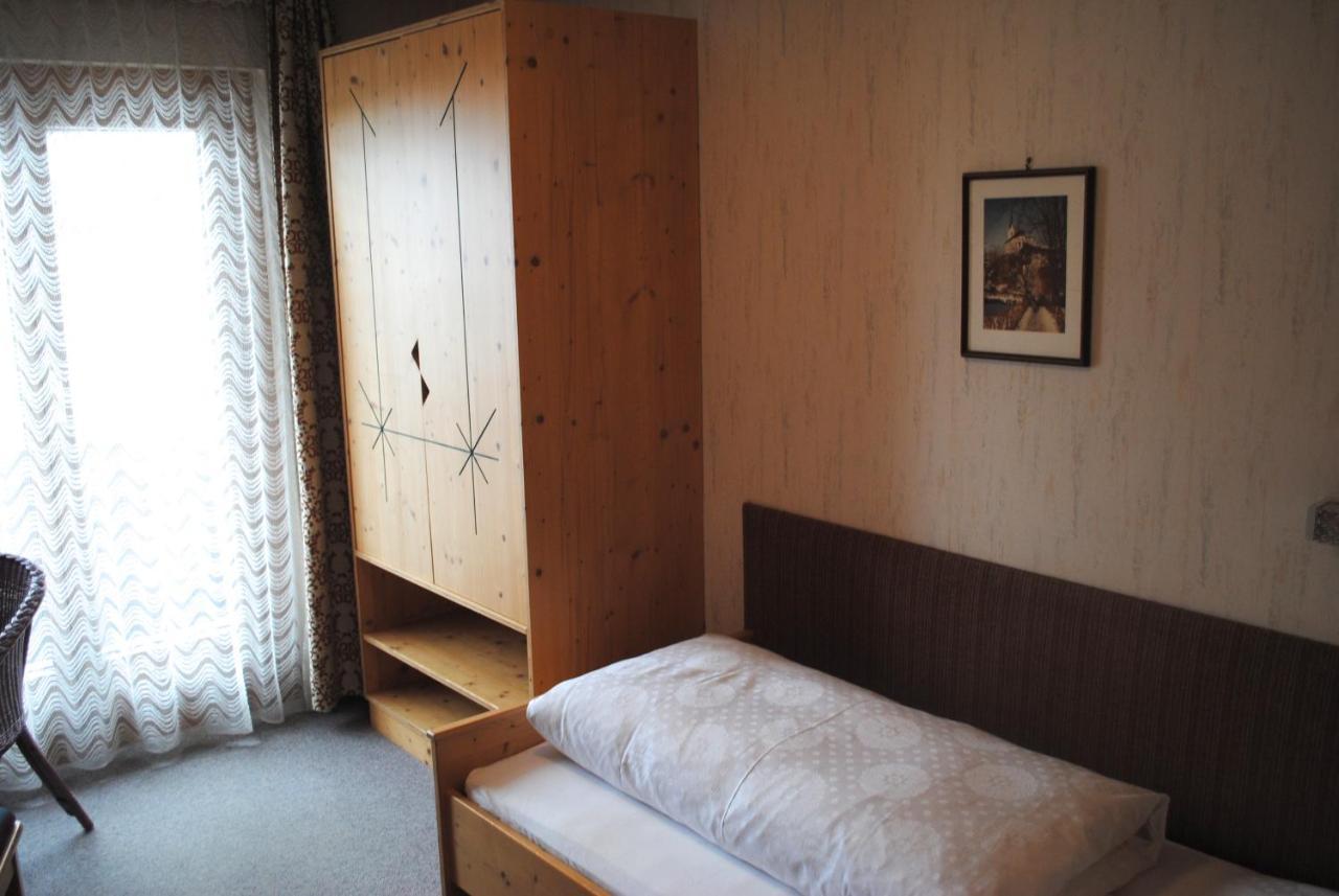 Pension Lachmayr Kaprun Room photo