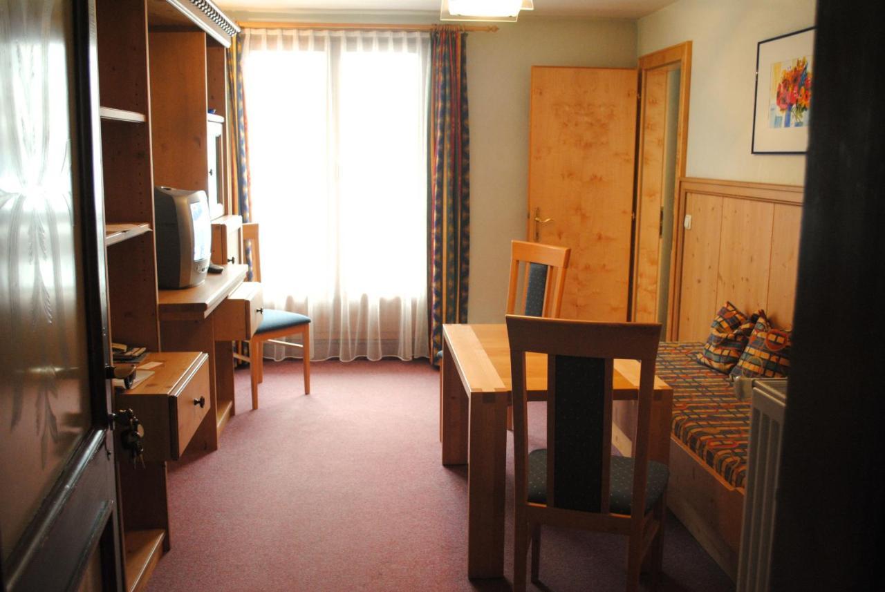 Pension Lachmayr Kaprun Room photo